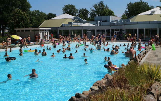 Villa With Sauna & Bubble Bath in Limburg
