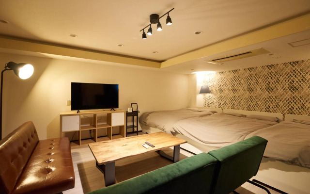 エバーグリーン新宿 リュクス 2m13