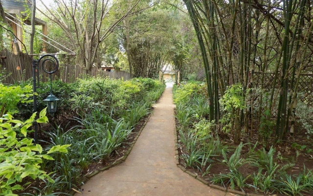 Octagon Lodge