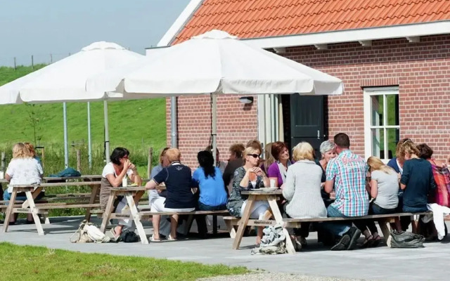 Group Accommodation 50 m From the Oosterschelde