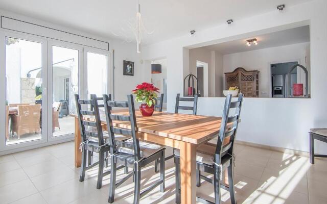 Villa 50m From the Beach in Cambrils