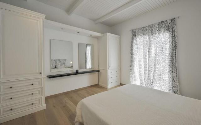 Sandy'S House