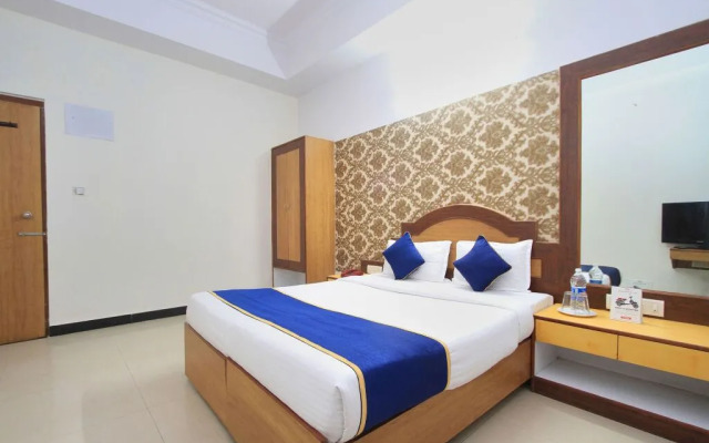OYO 31532 Ira Residency