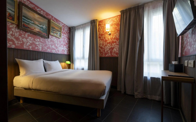 The Walled off Hotel Paris