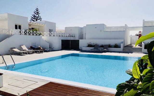 Apartment Mariposa With Pool, Smart Tv, Wifi Air Conditioning In Playa Honda