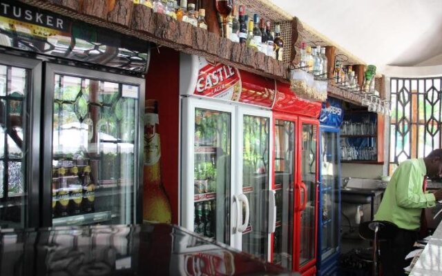 Lenana Hotel