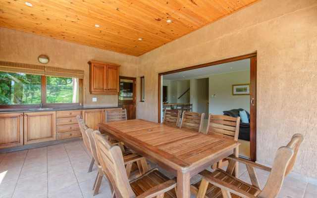 San Lameer Villa Rentals 10433