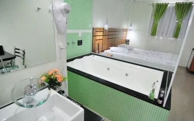 Motel Chocolat - Adults Only