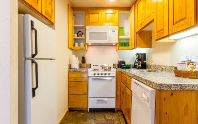 Red Wolf Lodge at Olympic Valley