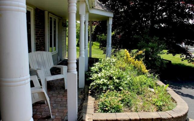 Mackenzie House B&B by Elevate Rooms