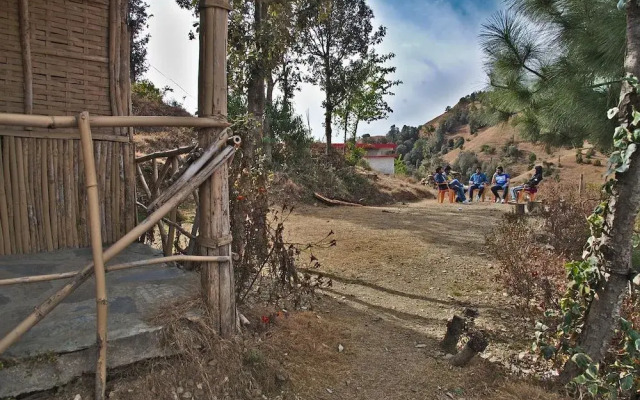 OYO 4966 Raikot Resort