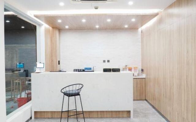 Spacebox Hotel (Shanghai Jiao Tong University)