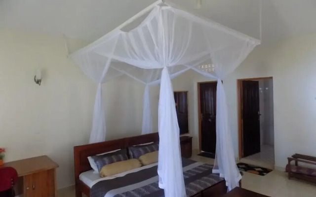 Mirembe Resort Beach Hotel