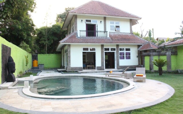 Villa Gloria Bali