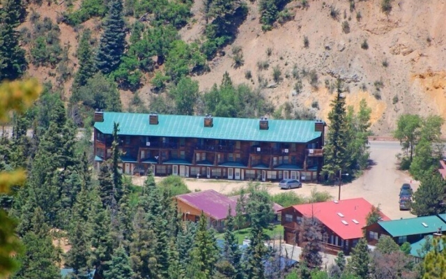 Riverbend_townhouse_07_deluxe