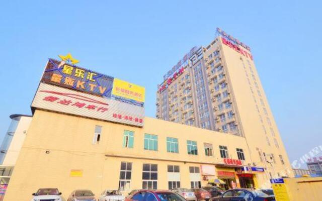 Changfu Business Hotel（Wuhan Canglong Island East Street Metro Station）
