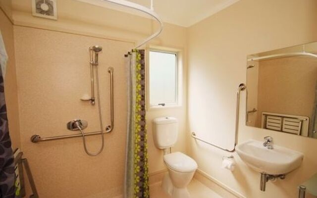Omokoroa Kiwi Holiday Park