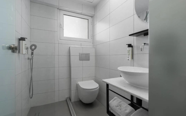 Piraeus City Hotel