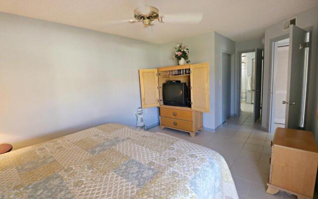 Ocean Village Club C14