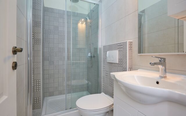 Old City Romantic Studios