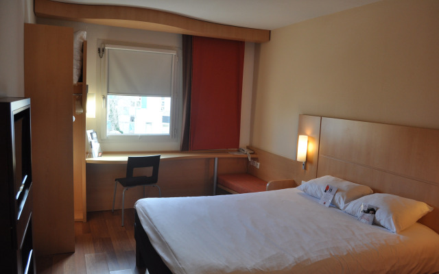 ibis Martigues