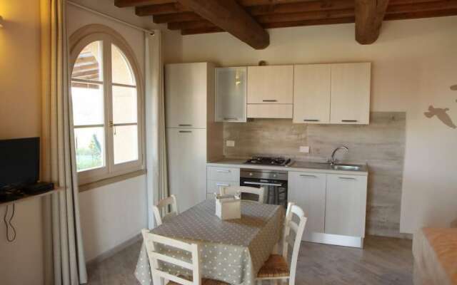 Appartamento Palazzeta With Pool, Near the Sea