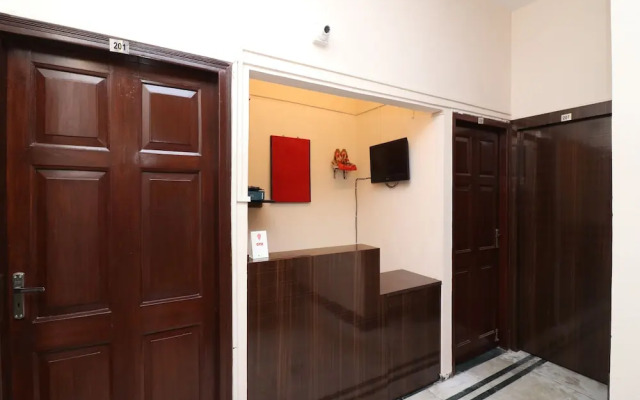 OYO 23479 Studio Atrium