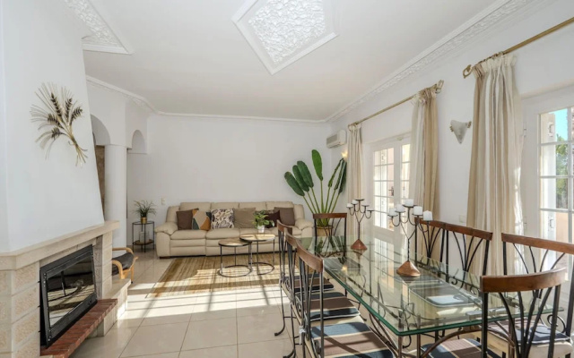 Praia da Marinha Apartment
