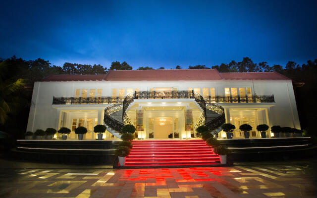 Royal Hotel & Healthcare Resort Quy Nhon