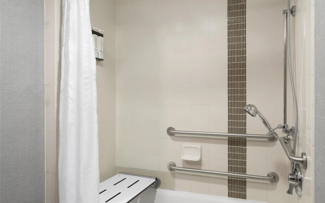 Hyatt Place Dallas/Park Central