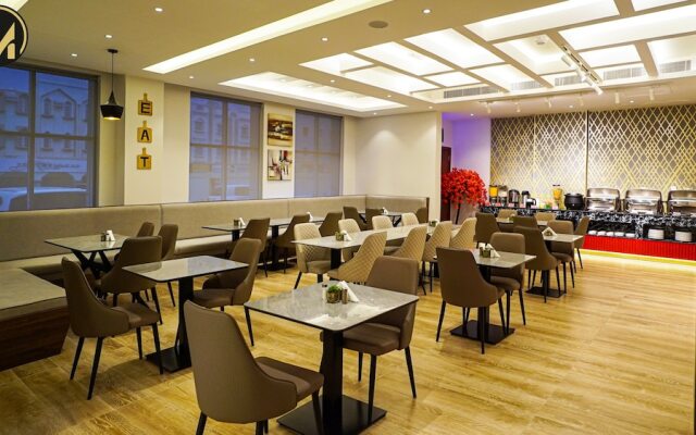 Muscat Express Hotel