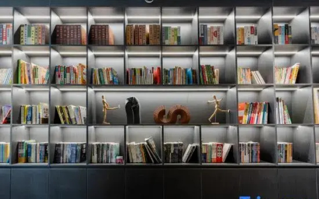 HtHotel(Dongguan TangxiaHigh-speedRailwaySouthStationBeanch)