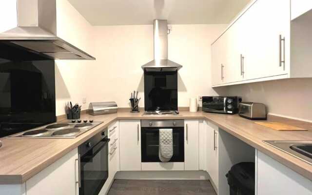 Chantry Suites by SA Stays