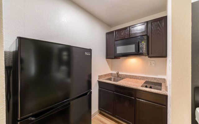 Studio 6 San Antonio, TX - Fort Sam Houston Area