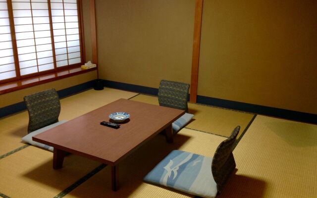 Nakayasu Ryokan