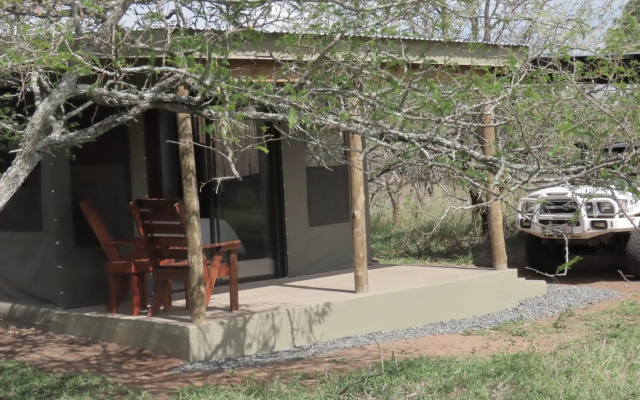 Sunset Lodge & Safaris