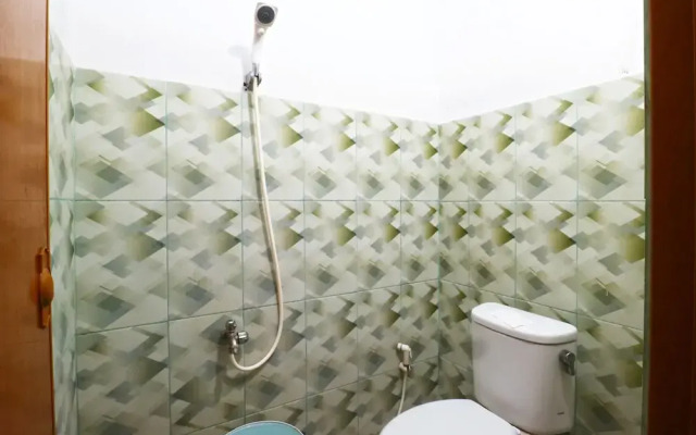 Kabin Kapsul Kayu Jati V Hostel