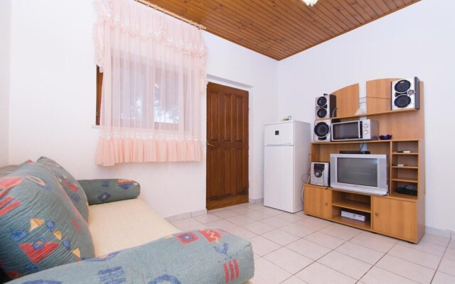 Stunning Home in Kneze With Wifi and 1 Bedrooms