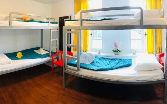 Room Mate Hostel