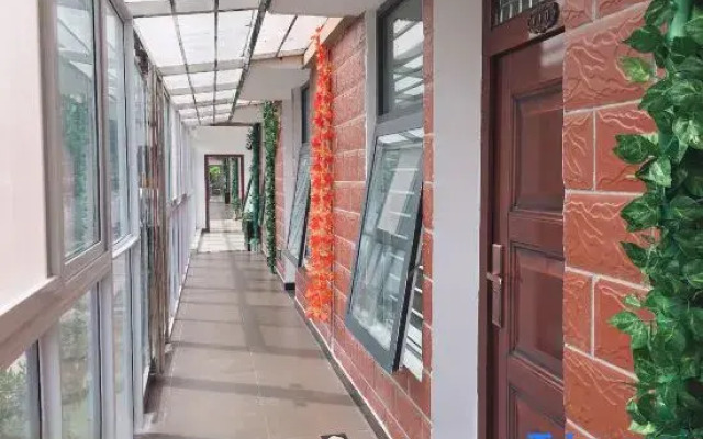 Zhoukou Guanliang Express Hotel