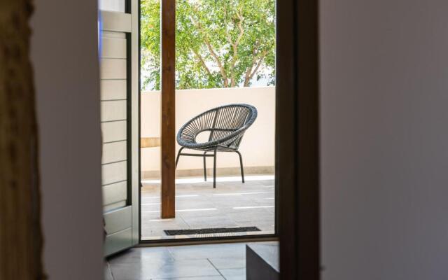New Villa Katerina - 3 Villas & 3 Private Jacuzzi
