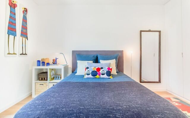 Luxury Beach Experience in Lisbon