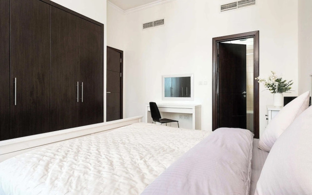 Stunning Marina View 1 bedroom