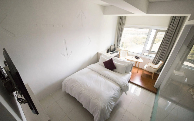Smart Tourist Hotel