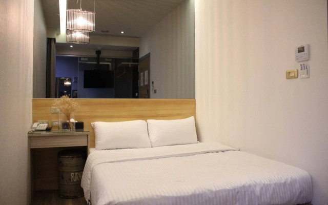 CHECK inn Express Taichung Fuxing Hall 2