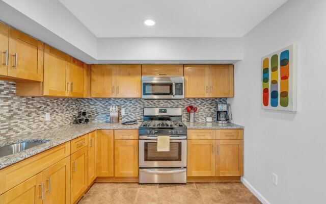 Heck Street Hideaway