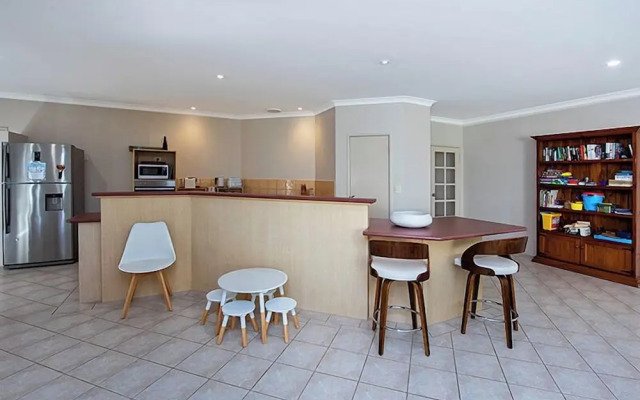 Golden Summers in Dunsborough