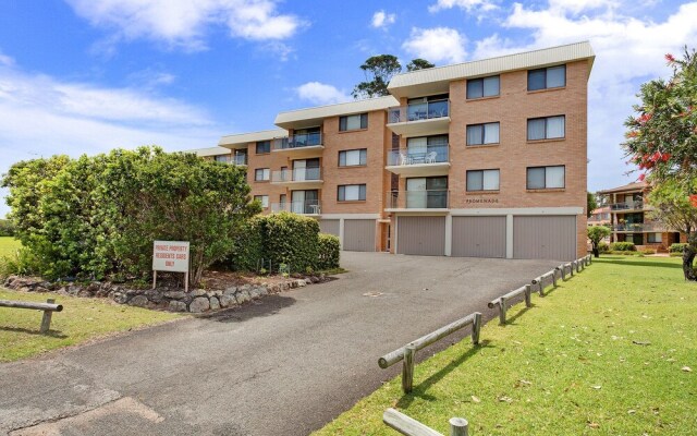 Promenade, Unit 12/ 8 Intrepid Close