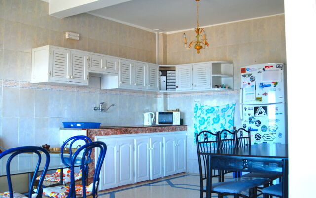 He'e Nalu Surf Camp Morocco