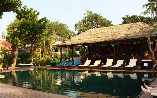 Bangrak Beachclub